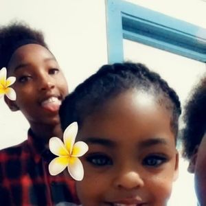 Meet your Posher, Dennis